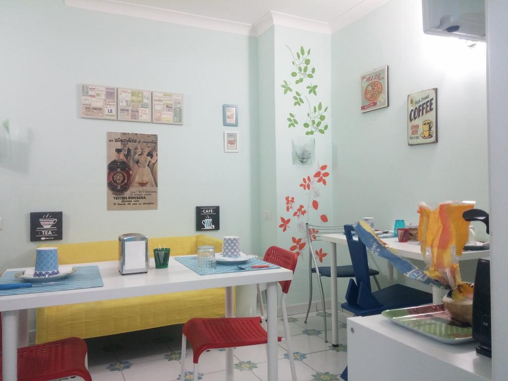 Viaggio A Napoli B&B Bagian luar foto
