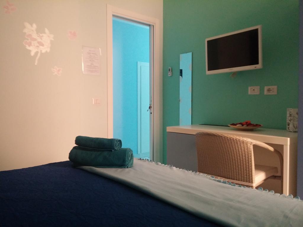 Viaggio A Napoli B&B Bagian luar foto