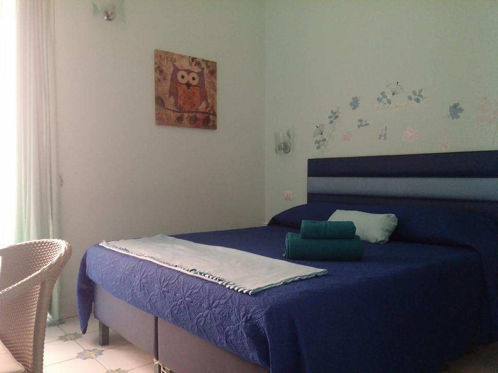 Viaggio A Napoli B&B Bagian luar foto
