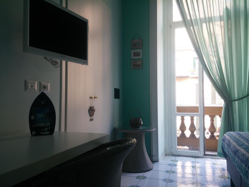 Viaggio A Napoli B&B Bagian luar foto