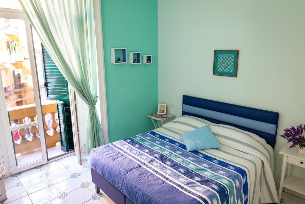 Viaggio A Napoli B&B Bagian luar foto